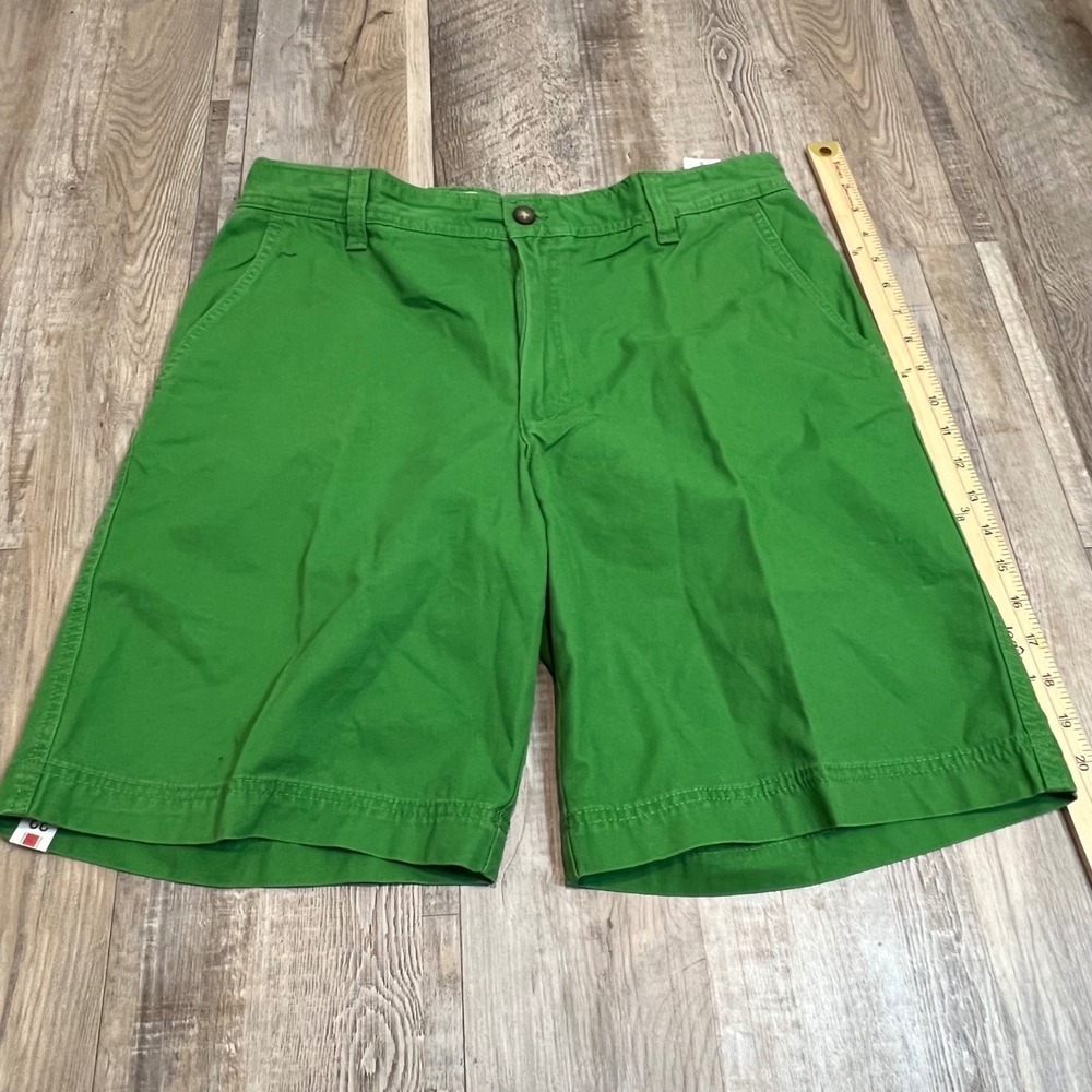IZOD Mens Chino Shorts Saltwater Washed Classic Green 33 NWT